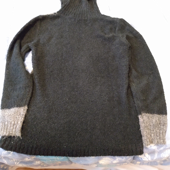 Cozy sweater - Picture 3 of 3